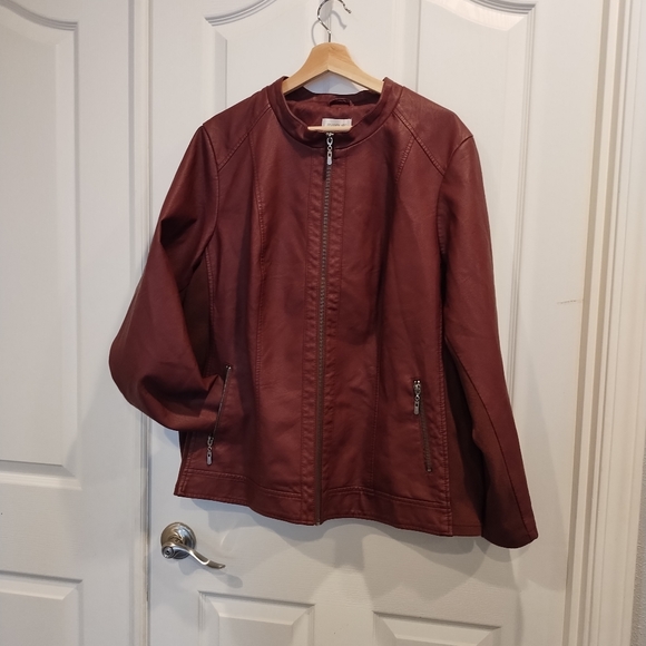 NWT Avenue Faux Leather Jacket size 22/24 - Picture 4 of 5